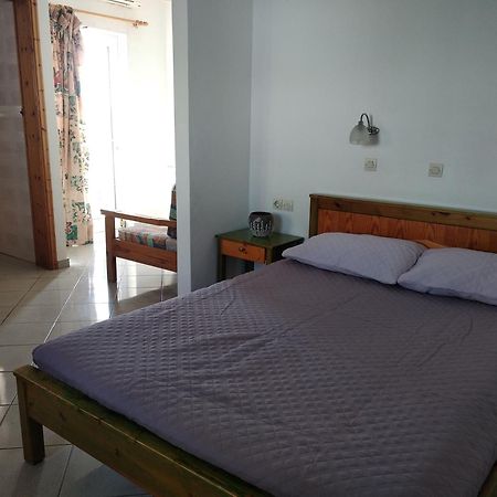 Ton Mari Apartments 팔라이오코라 외부 사진