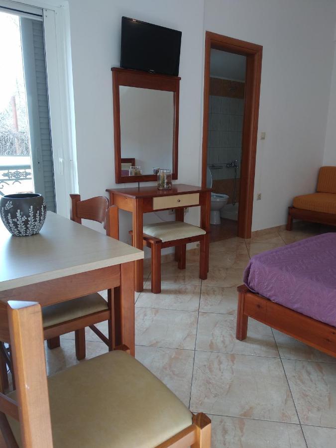 Ton Mari Apartments 팔라이오코라 외부 사진