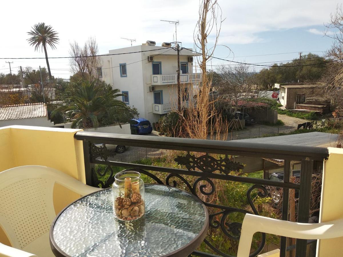 Ton Mari Apartments 팔라이오코라 외부 사진