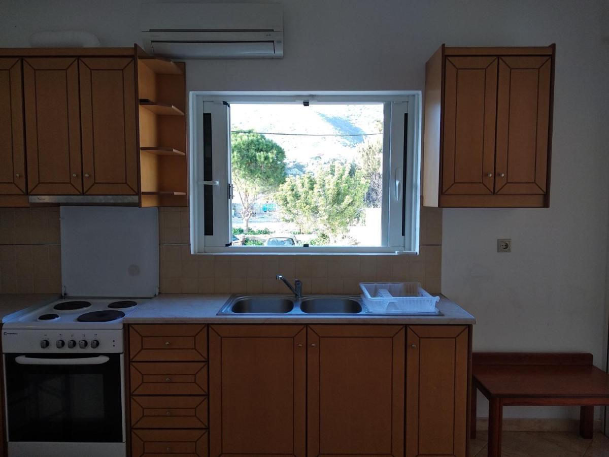 Ton Mari Apartments 팔라이오코라 외부 사진