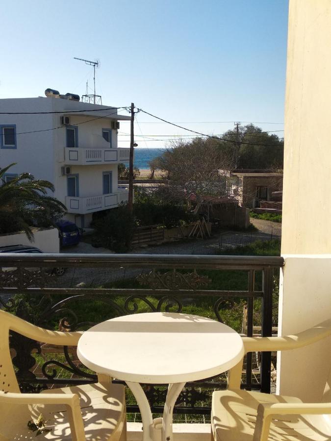 Ton Mari Apartments 팔라이오코라 외부 사진